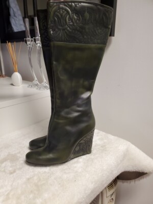 Brunomagli . Vero gucio wedge boots. Green. Size 7. New 