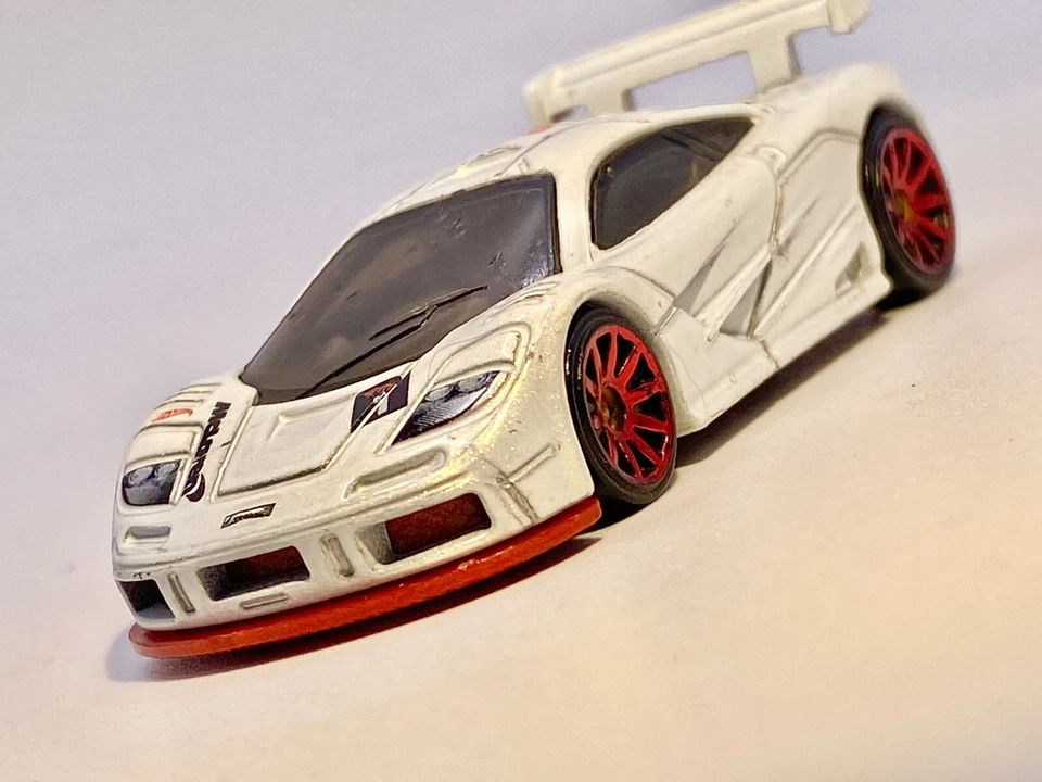 Hot Wheels🔥2018 MCLAREN F1 GTR -1/64- casi nuevo Foto 3 de 4