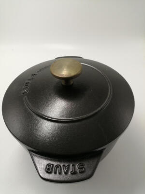 STAUB 16 La Cocotte DE GOHAN La Mer Black Pot | eBay