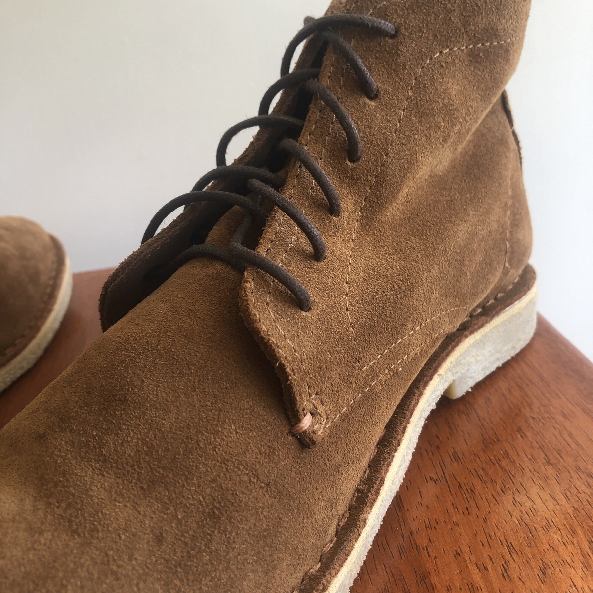 Asos Mens Ankle Boots Chukkas Size 9 Brown Suede Gum Sole  display picture 3