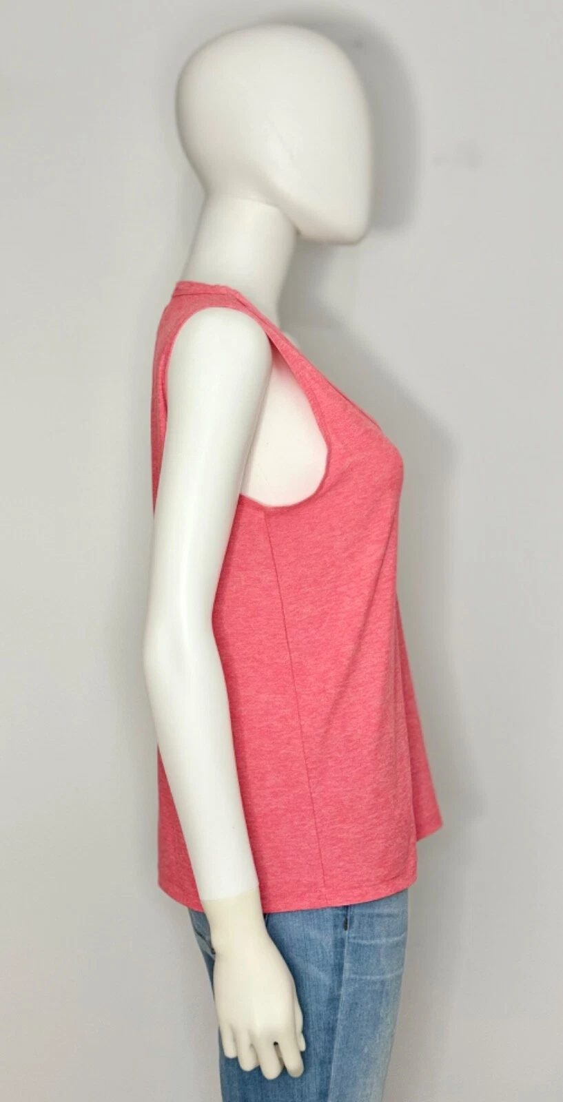 beyond-yoga heather v neck logo tank-top