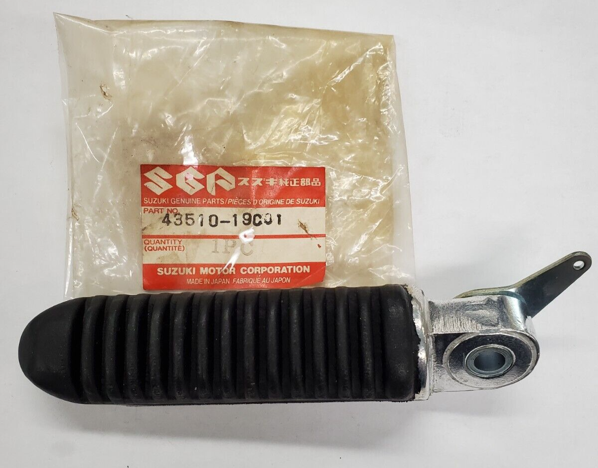 43510-19C01 SUZUKI OEM RIGHT FOOTPEG/REST 88-97 GSX600F KATANA | eBay