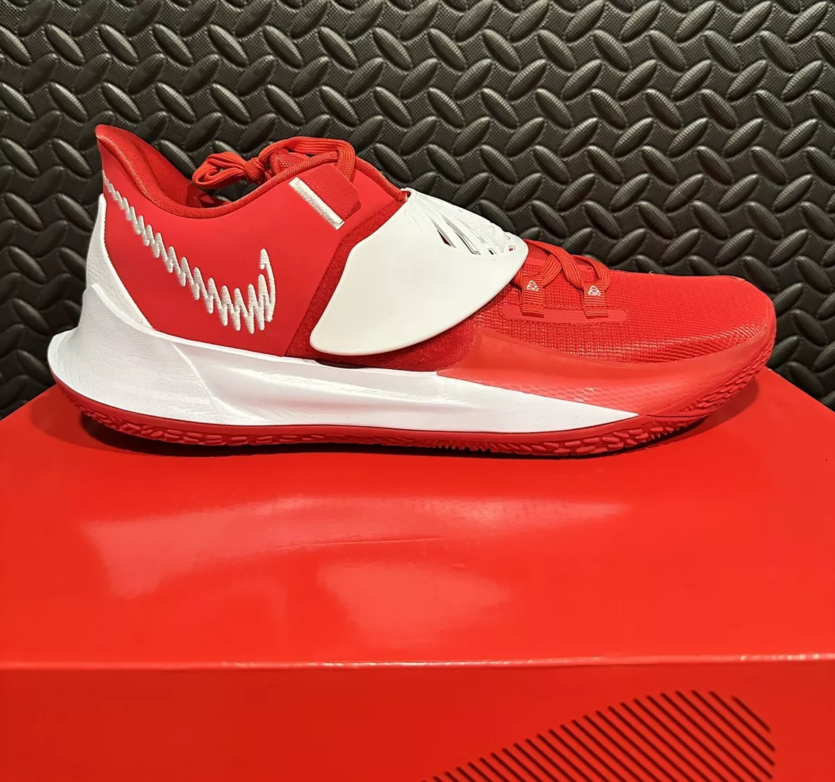 Kyrie hot sale 3 usa