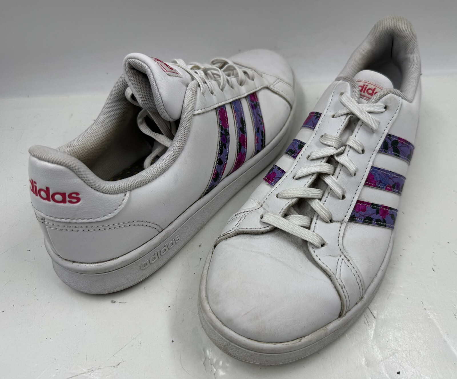 Adidas Grand Court Women's Sneakers Size 10 White Leather Athletic Shoes EG0536 thumbnail 3