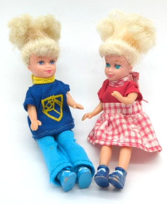 Set Of 2 Vintage 1996 Kid Kore 4'' Posable Blonde Doll Figures In Outfits