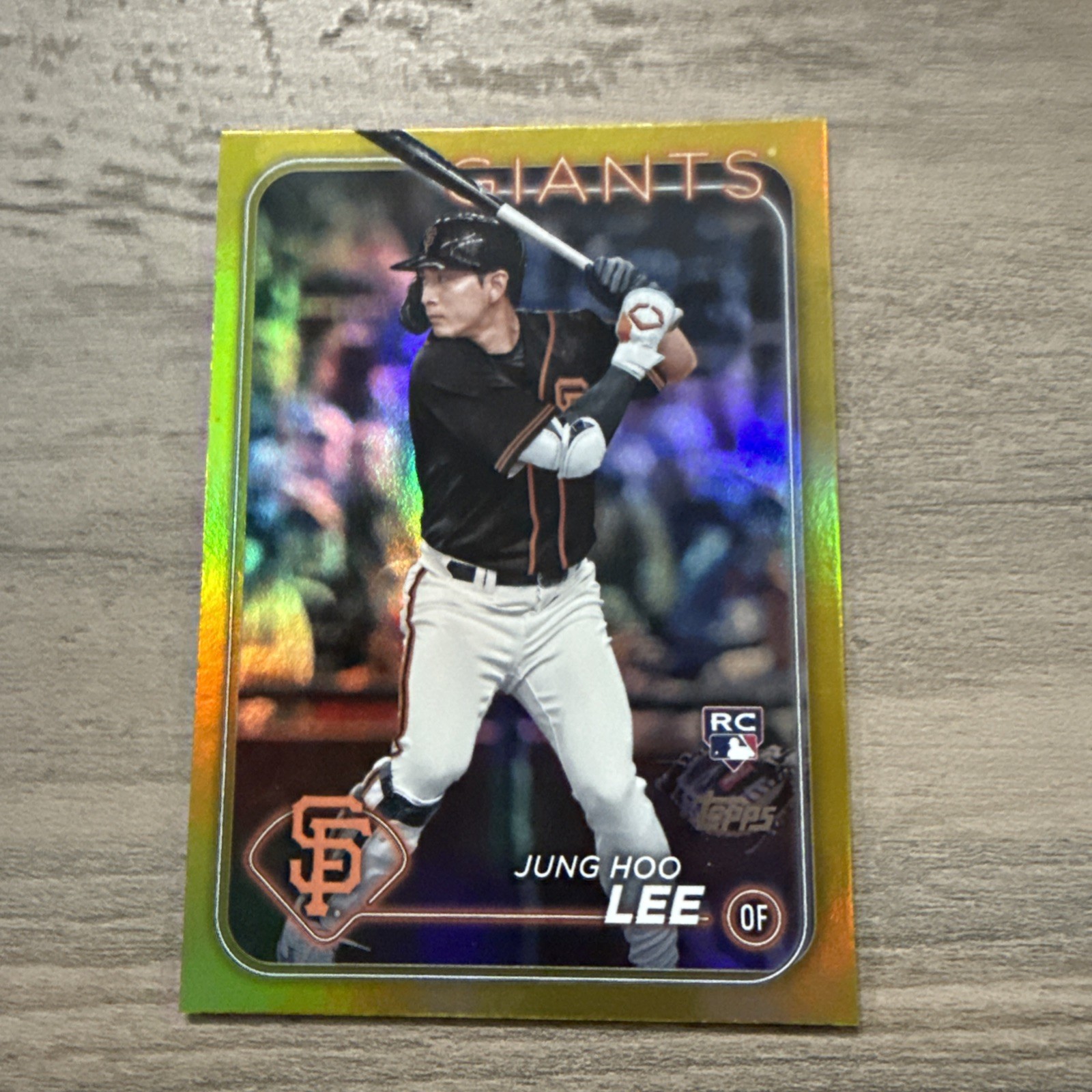 2024 Topps Series 2 Jung Hoo Lee #691 Gold Foil RC