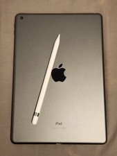 Bundle iPad 7th Generation 128gb Wifi  Apple Pencil 1st Gen  Slim Folio Case