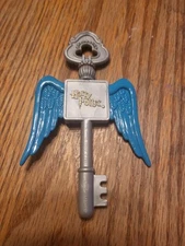 RARE! Vintage 2001 Harry Potter Flying Key Hologram Flicker Pop Oddzon