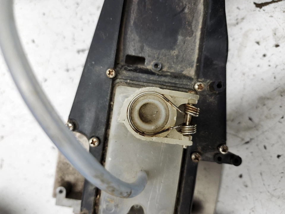 Vintage Traxxas Rustler RC R/C Nitro Vintage TRX roller - Image 3 of 4