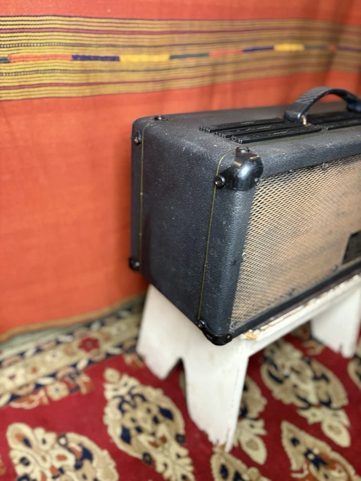 Vox V836 Booster Amplifier Vintage 60s Guitar Amp Solid State Turn On Needs Work - Image 4 of 4