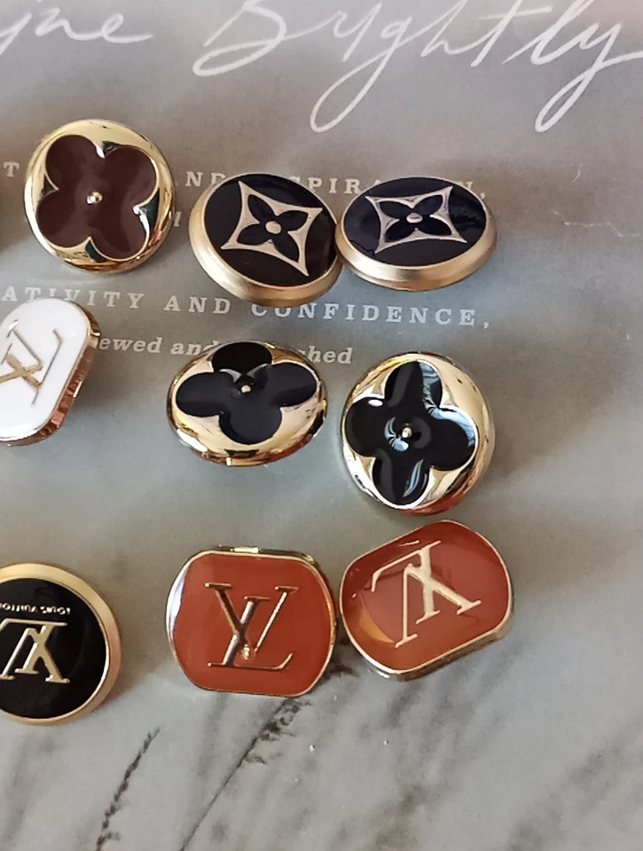  Лот из 12 18 мм золото дизайнер кнопка Lv кнопка - Изображение 3 из 4