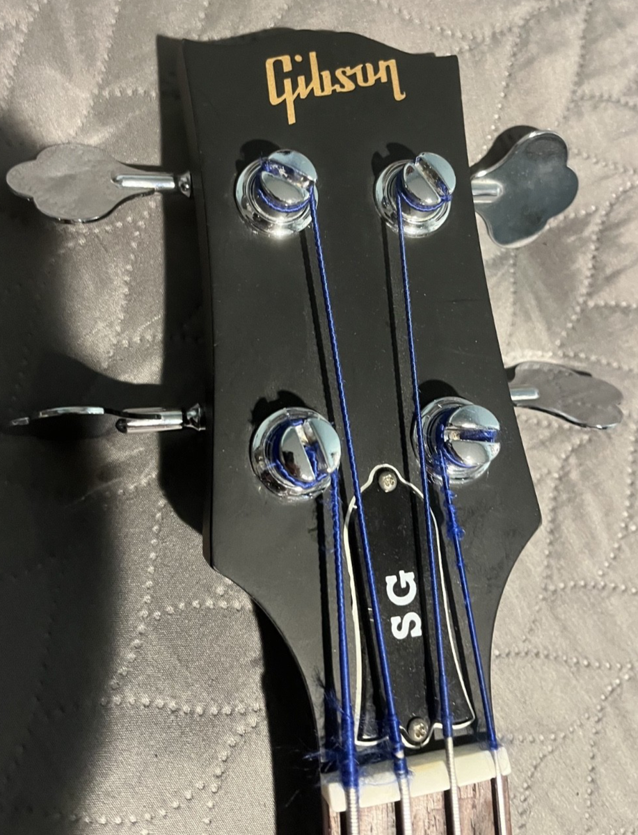 Gibson SG Short Scale Bass 120th Anniversary Sunburst w Case