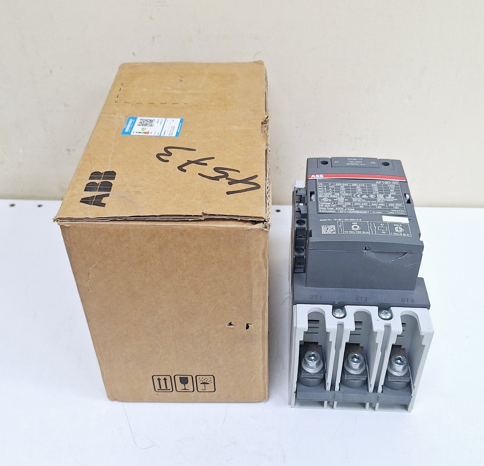 ABB AF190-30 / 1SFC100008M0201 / CAL19-11 Circuit Breaker 400A