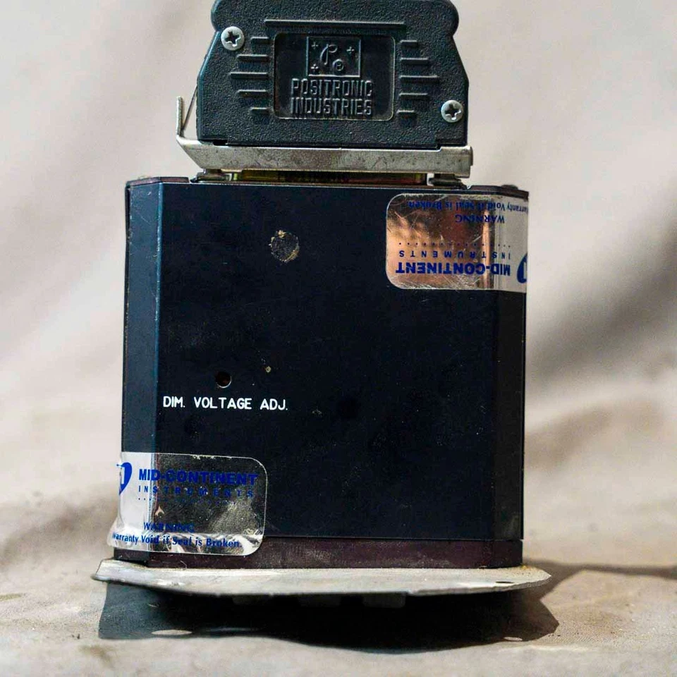 Mid-Continent Instrument GPS Annunciation Control Unit P/N MD41-1448 - Image 4 of 4