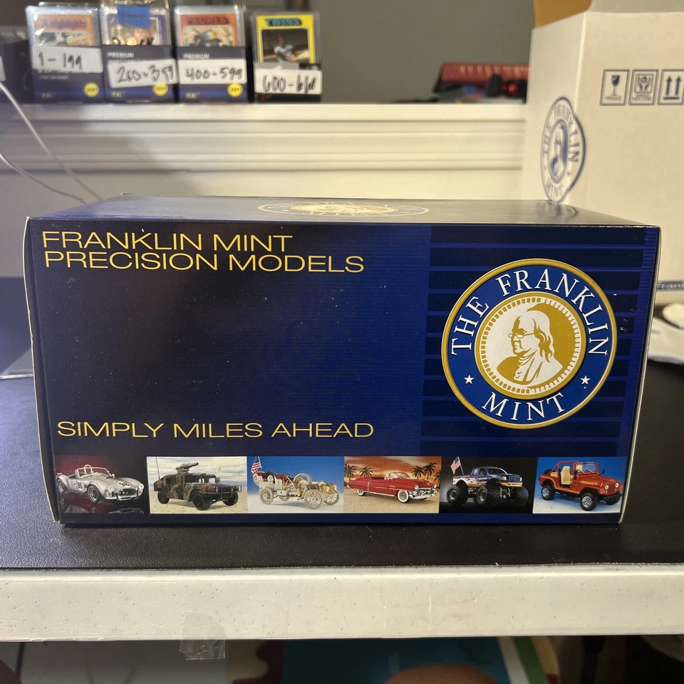 FRANKLIN MINT 1956 CORVETTE CONVERTIBLE LE 1394/2500 MODEL B11E242 - Image 3 of 4