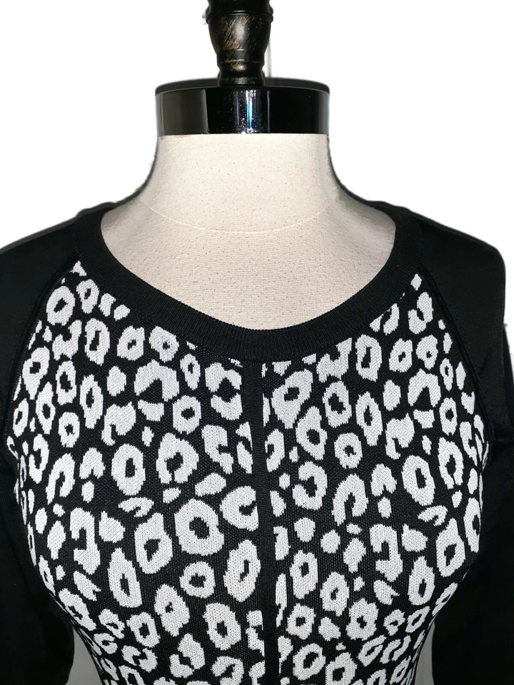 Vestido Suéter KENNETH COLE Talla L Negro Blanco Leopardo Estampado Animal Manga Larga Foto 2 de 4