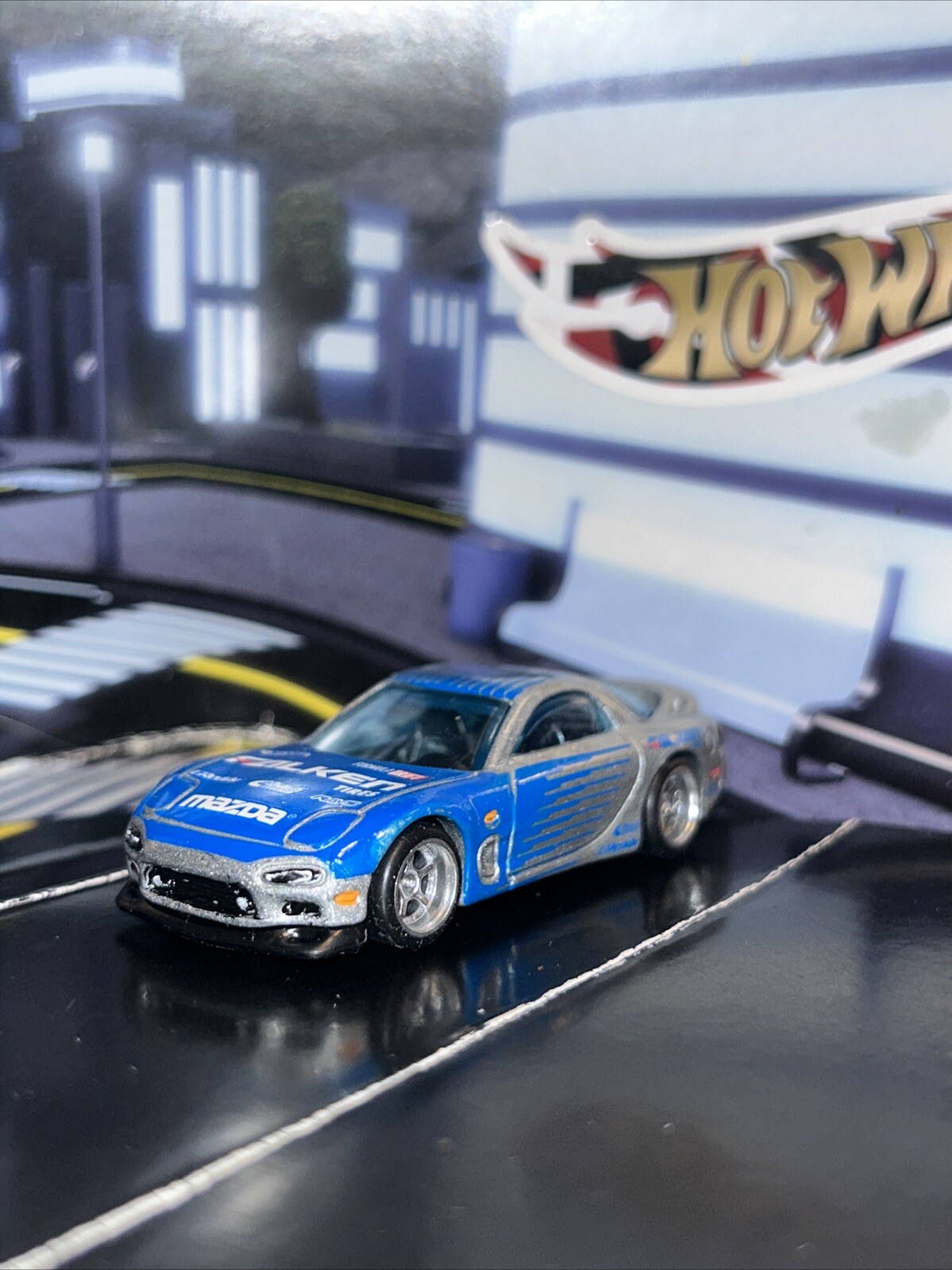 Hot Wheels '95 Mazda RX-7 Silver With Custom Wheels-image