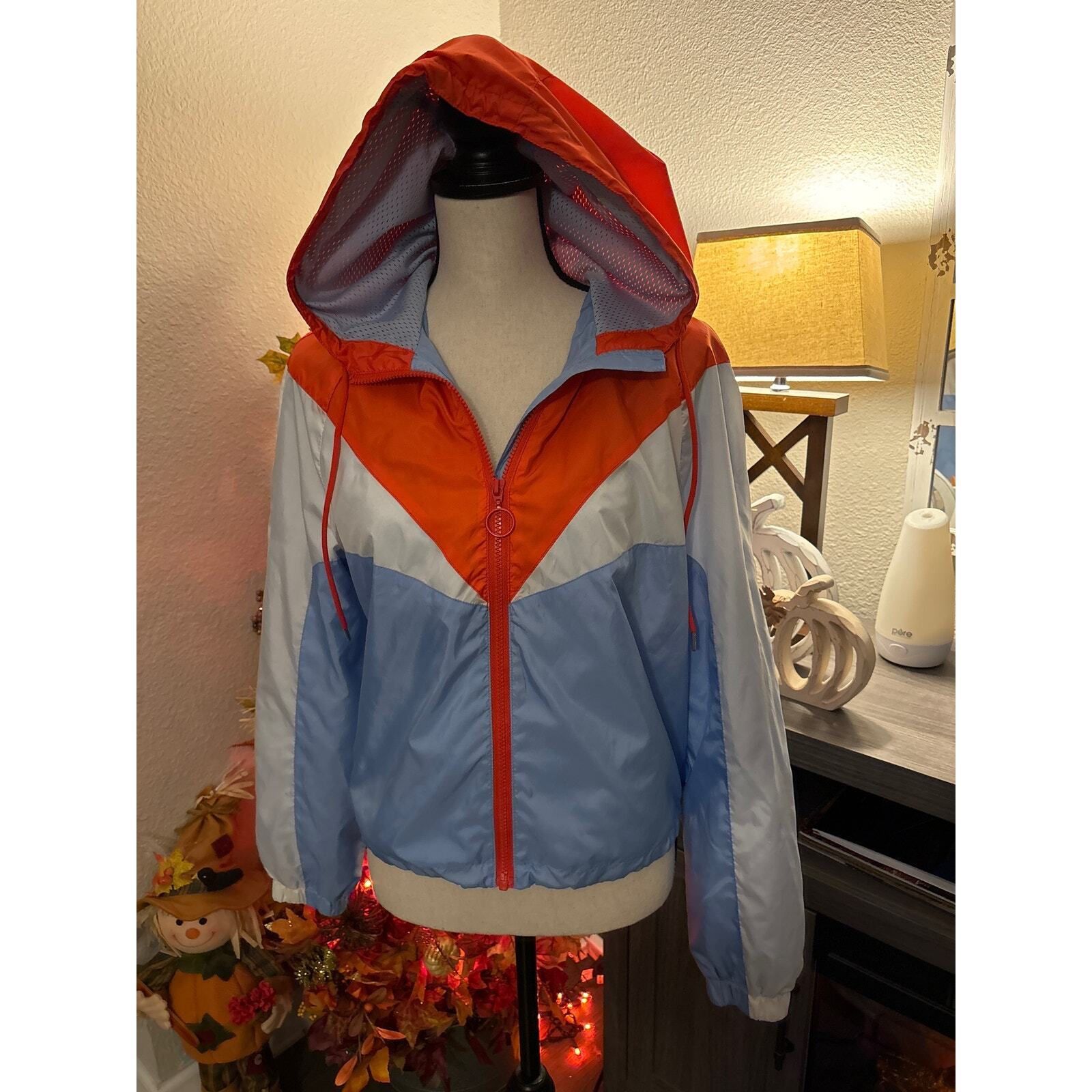 Divided windbreaker jacket size small - image 1