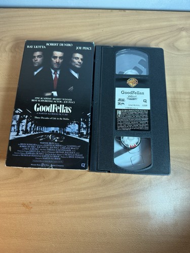 Vtg 1991 GoodFellas VHS Movie With Robert De Niro Joe Pesci & Lorraine Bracco - Picture 6 of 6