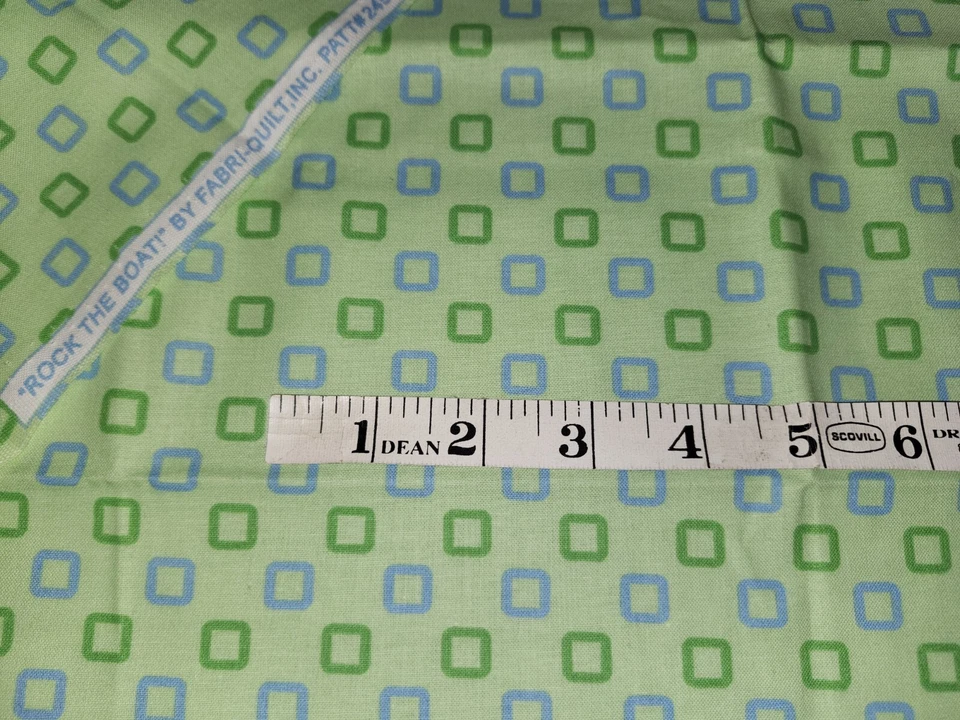 Lot BABY CHILDREN ANIMALS 5 Half Yards 1 Panel 4 Yards Cotton Fabric Bundle  - Image 3 of 4