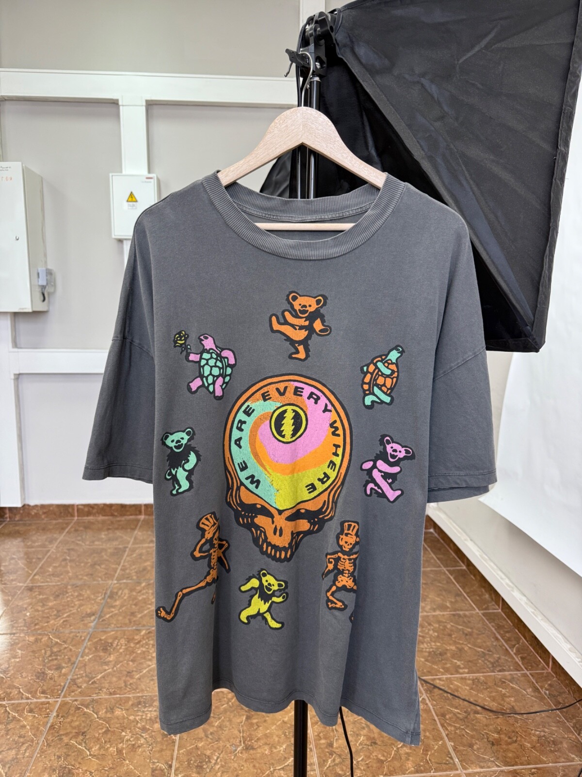 Vintage Y2K Grateful Dead Retro T-Shirt Rare XL Gray Y2K Hype