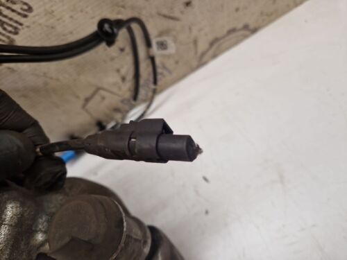2020 MERCEDES SPRINTER W907 FRONT COMPLETE BRAKE CALIPER RIGHT DRIVER SIDE - Picture 16 of 19