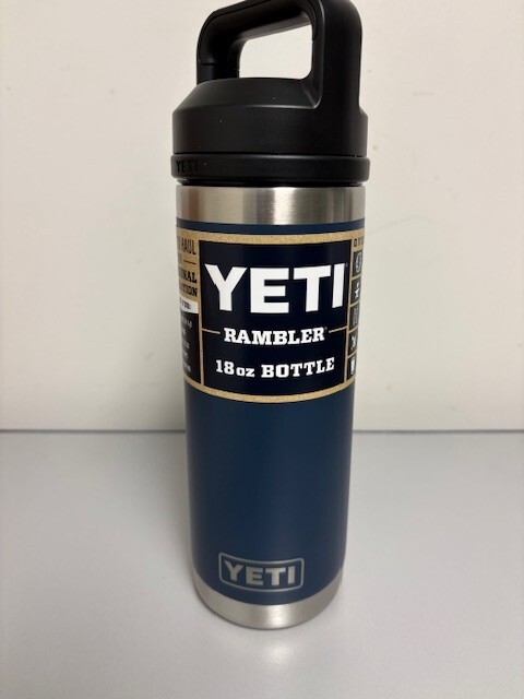 NEW YETI® 18oz Bottle Original Classic Navy Blue - Brand New Chug