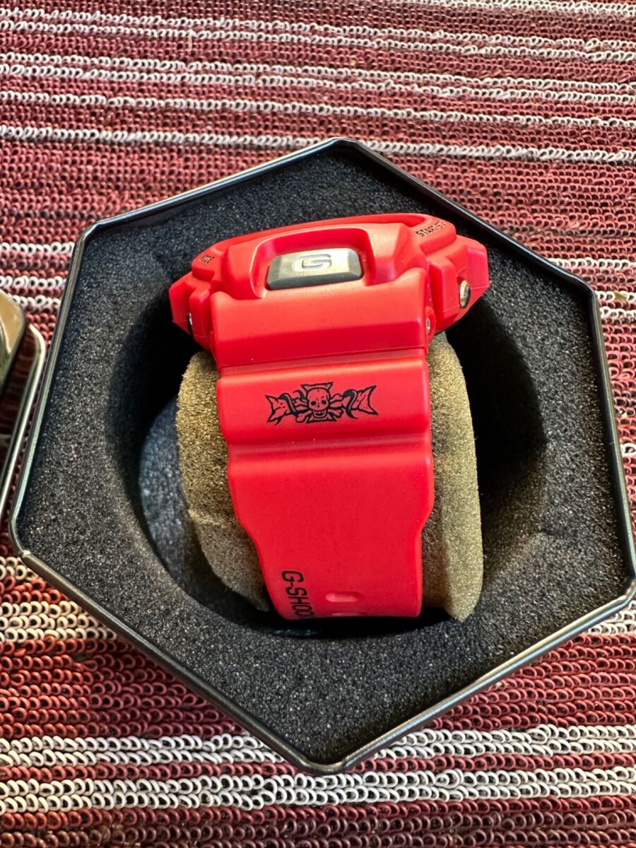Casio G-SHOCK FOX FIRE RED THRASHER DW-6900H -4 SPIDER SKULL Casio G-SHOCK FOX FIRE RED THRASHER DW-6900H -4 SPIDER SKULL