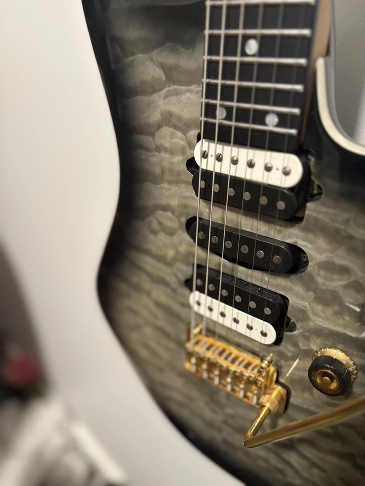 Ibanez AZ47P1QMBIB Premium - Black Ice Burst - Image 2 of 4