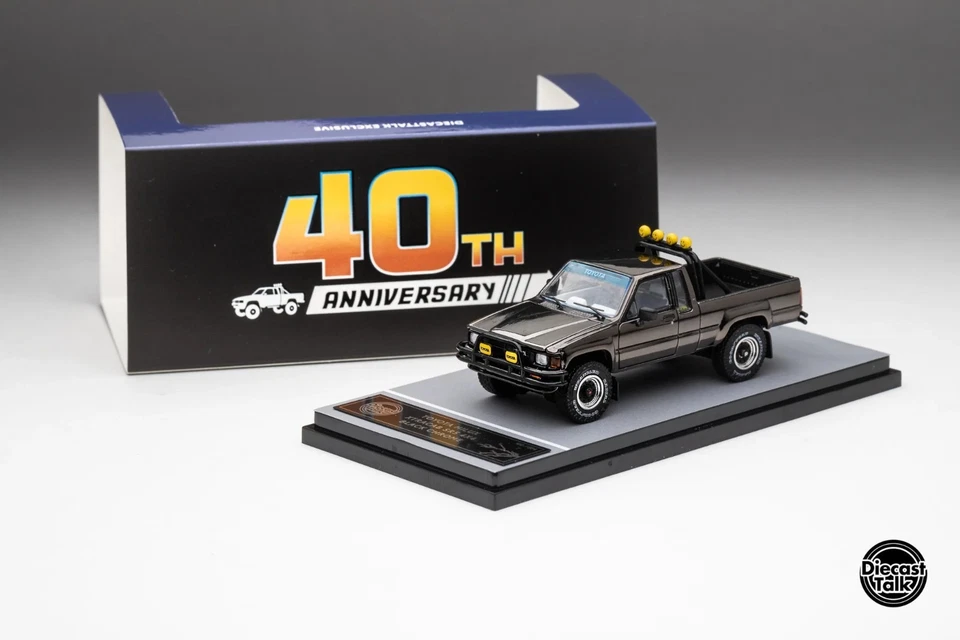 DiecastTalk MDX Exclusive 1/64 Toyota 1985 Hilux SR5 4x4 Black Chrome Black Skat - Image 3 of 4