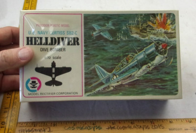 Curtiss SB2-C Helldiver model kit Sealed box 1:72 Model Rectifier Corp MRC