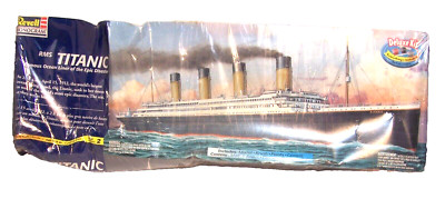 New Box VTG 1998 Revell Monogram 1:570 Scale RMS Titanic Ship Deluxe Kit