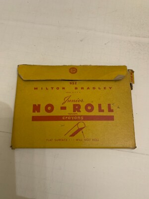 Vintage Milton Bradley Company Junior No Roll Crayons NO. 952 Box