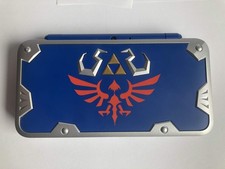 Special Edition Hylian Shield Nintendo 2DS XL...