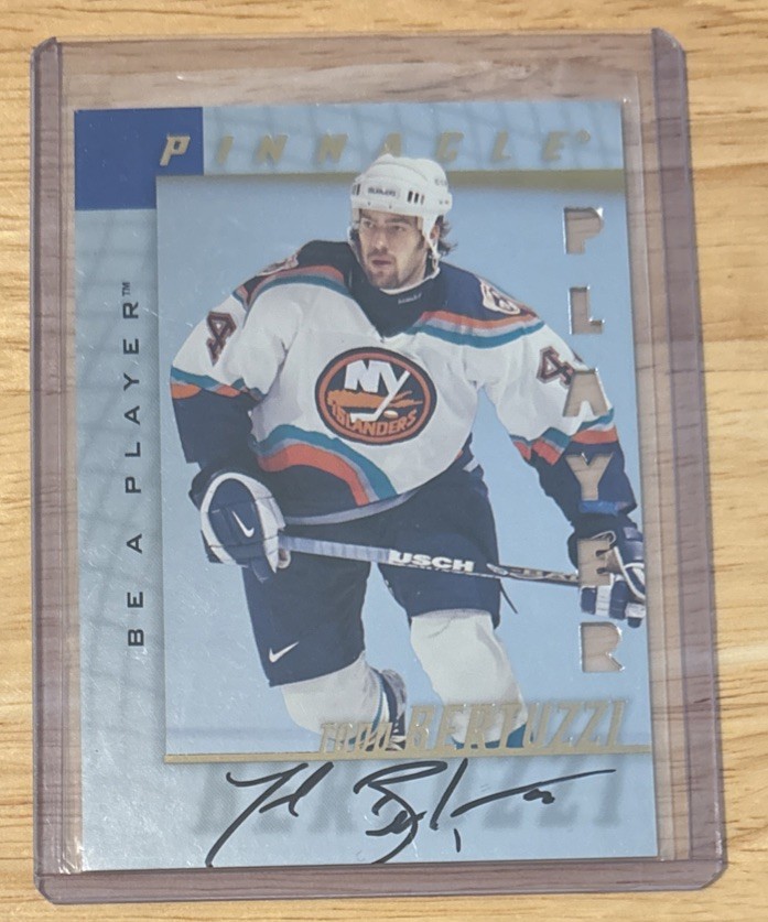 1997-98 Pinnacle Be A Player  Todd Bertuzzi Silver Foil Die-Cut Auto Autograph