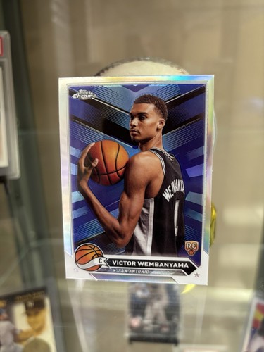 2023-24 Topps Chrome - Victor Wembanyama #1 Refractor (RC)