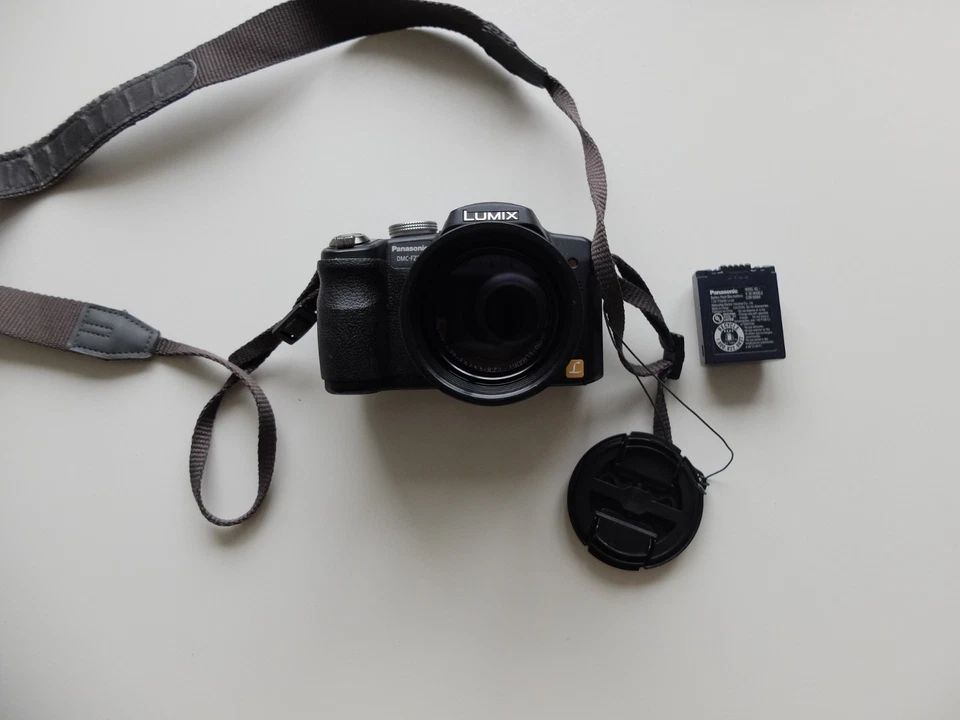 Panasonic Lumix DMC-FZ28, photo 1 of 5