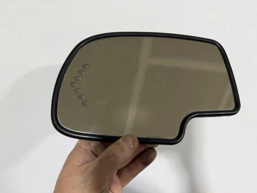 03-06 Suburban Tahoe DRIVER LEFT HEAT AUTO DIM Mirror GLASS W Signal OEM FLAWED