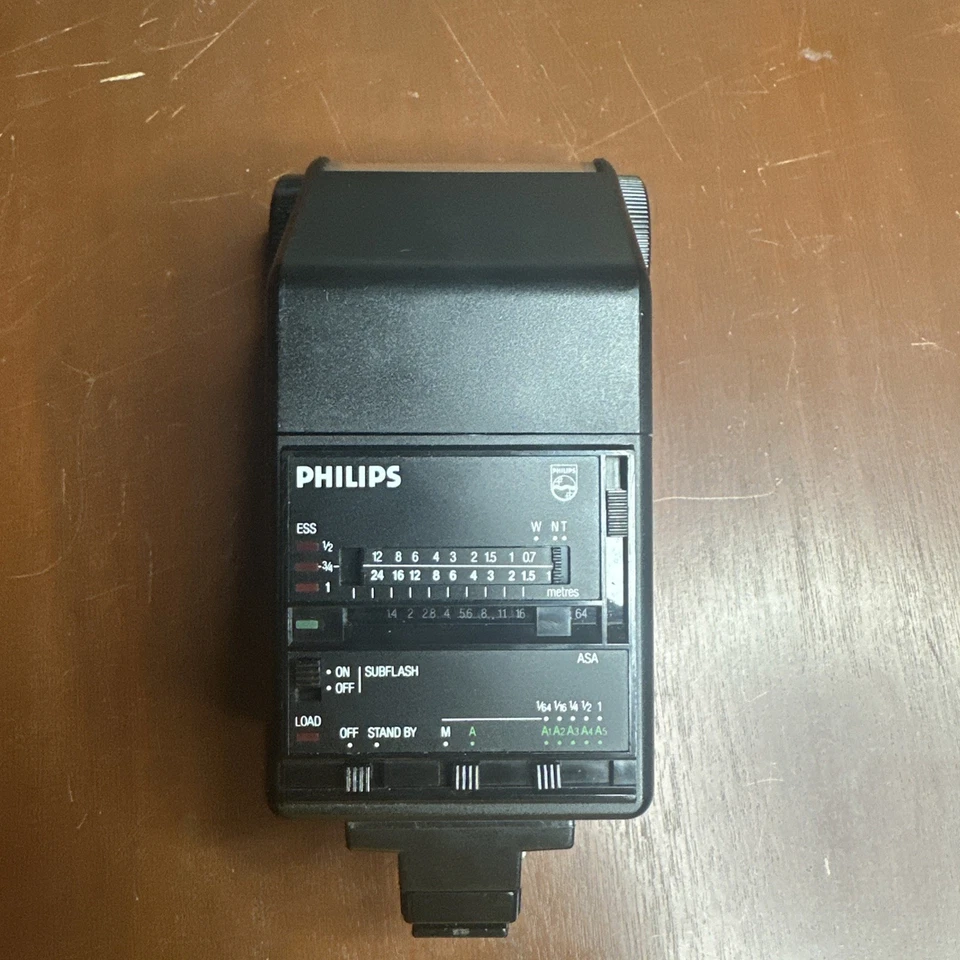Philips P536 Tiristor CLS X PDA 110 con Sub Flash y Difusor Giratorio Incorporado Foto 3 de 4
