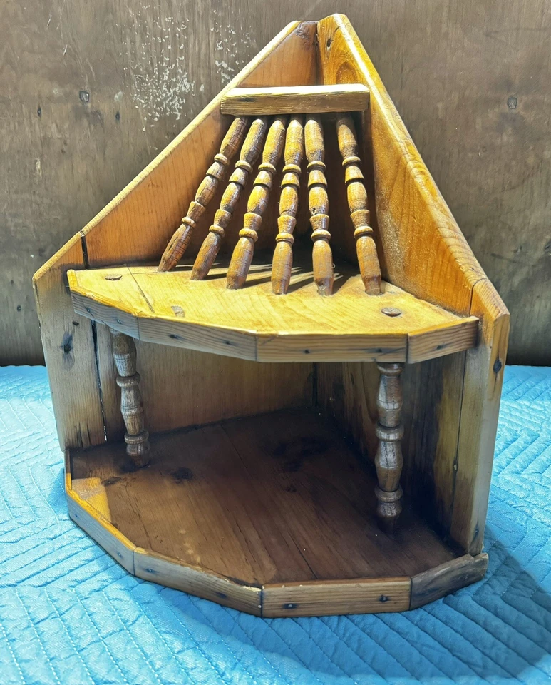 Rare Primitive Hand Made Wood Corner Shelf Folk art Antique Spindles Decor - Image 3 of 4