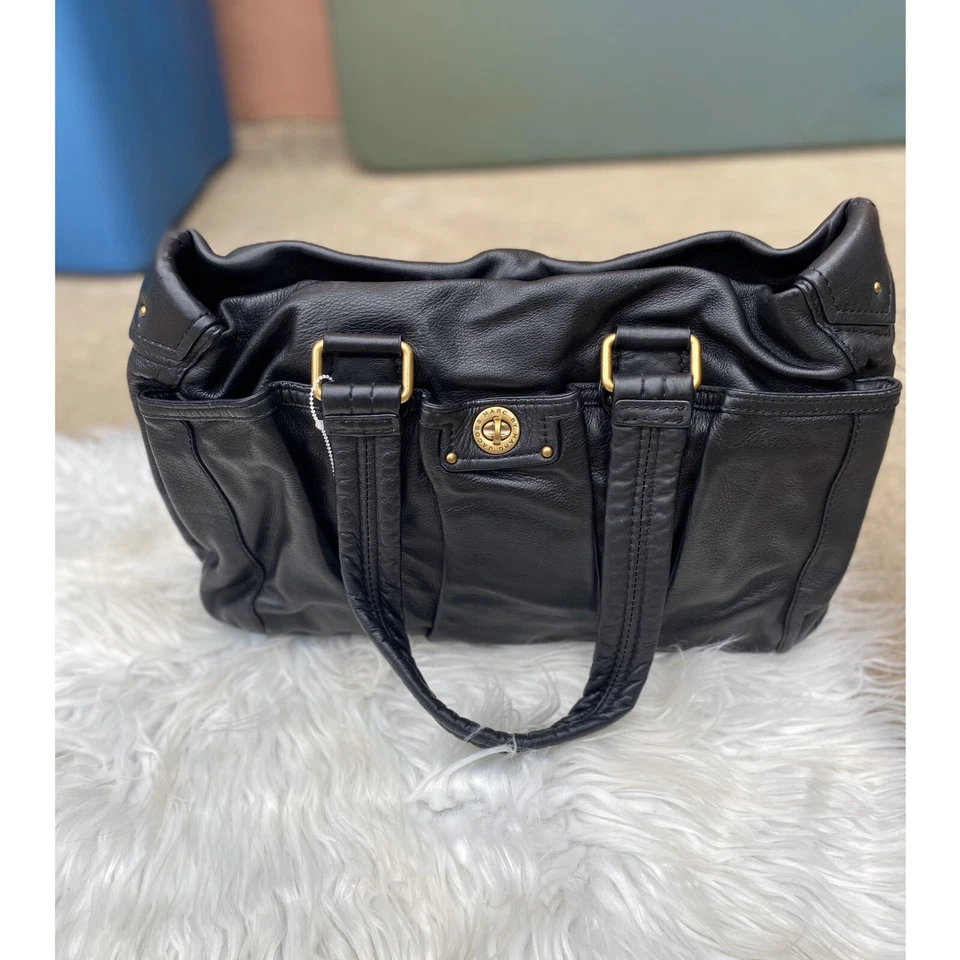 Bolsa de pañales Marc Jacobs Totally Turn-lock Foto 2 de 4