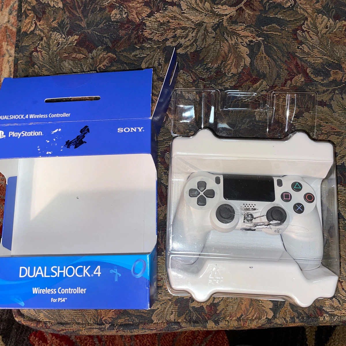 Playstation 4 controller box 2025