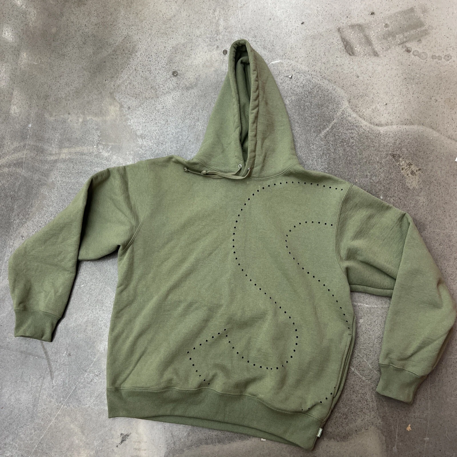 Sweat shirt à capuche Supreme vert olive clair taille grand lourd avec poches trous