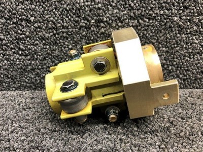 36-524051-21, 36-524051-19 Beech 58 Pilot Control Tube Assy with Bearings (NOS)