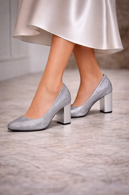 #ad Michael Kors Porter Flex Pump Silver 8.5 M $105.00