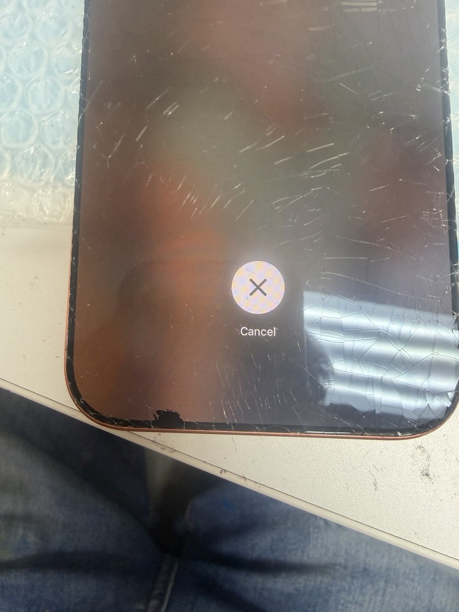 OEM IPhone 17 Pro Max Cracked Screen & Dot For Parts Or Repair/ No