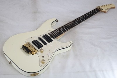 ギター Bacchus HST-24HSH w/Locking Tremolo SOB 早い者勝ちBacchus HST-24SSH w/Tremolo バッカス ストラトキャスター
