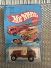 Vintage Hot Wheels Brown Jeep CJ-7 3259 Blue Card Blister Pack Unpunched