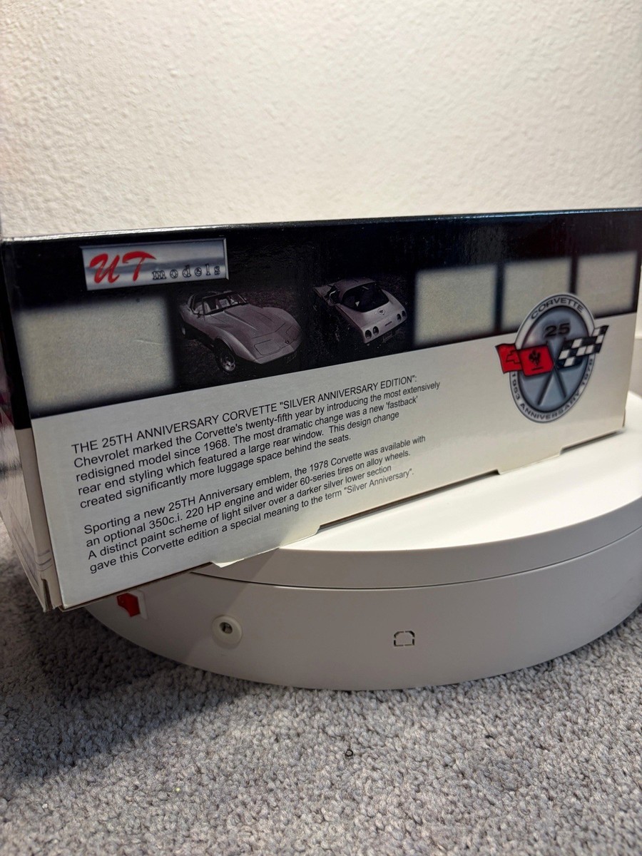 UT Models 1:18 1978 Chevrolet Corvette Silver Anniversary Diecast