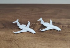 2x Bombardier Challenger CL-600 Business Private Jet Model 1:400 Scale Scenery